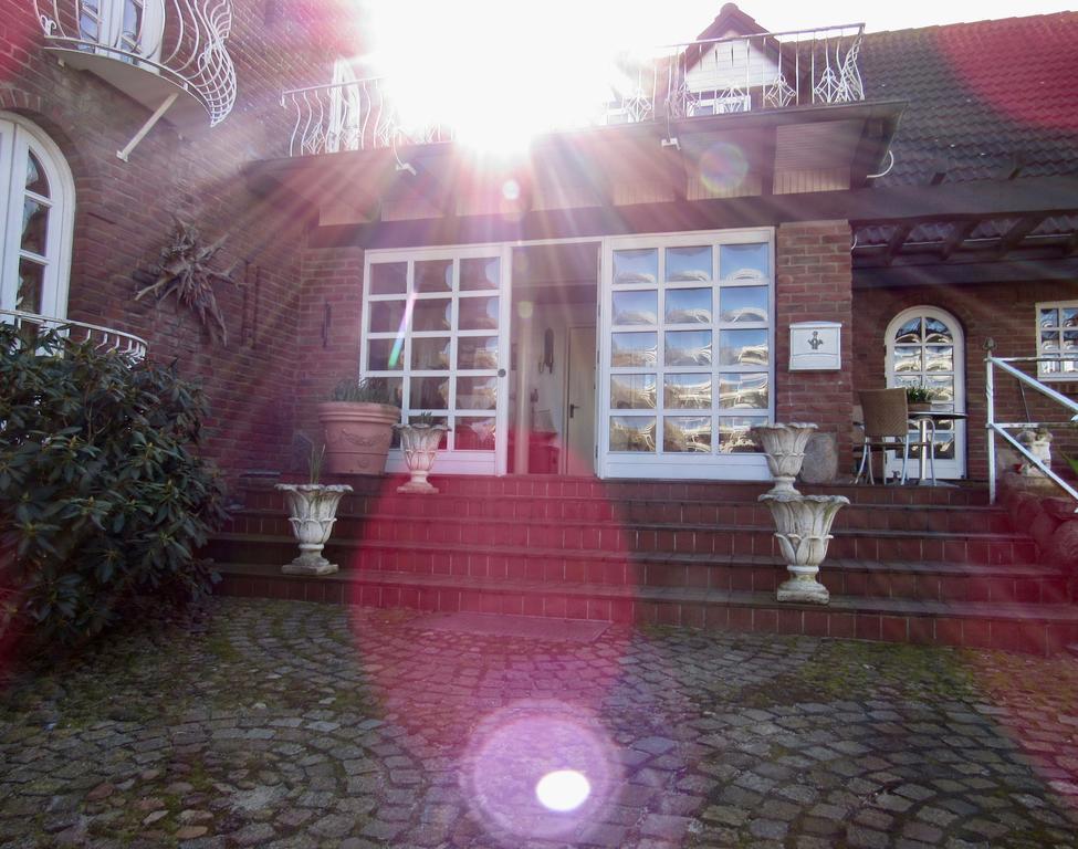 Nordsee "Haus Luttenblick" Whg.: Meeresrauschen Wyk auf Foehr Exterior photo