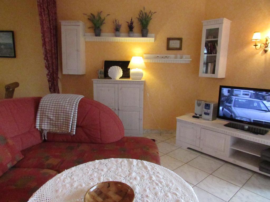 Nordsee "Haus Luttenblick" Whg.: Meeresrauschen Wyk auf Foehr Exterior photo